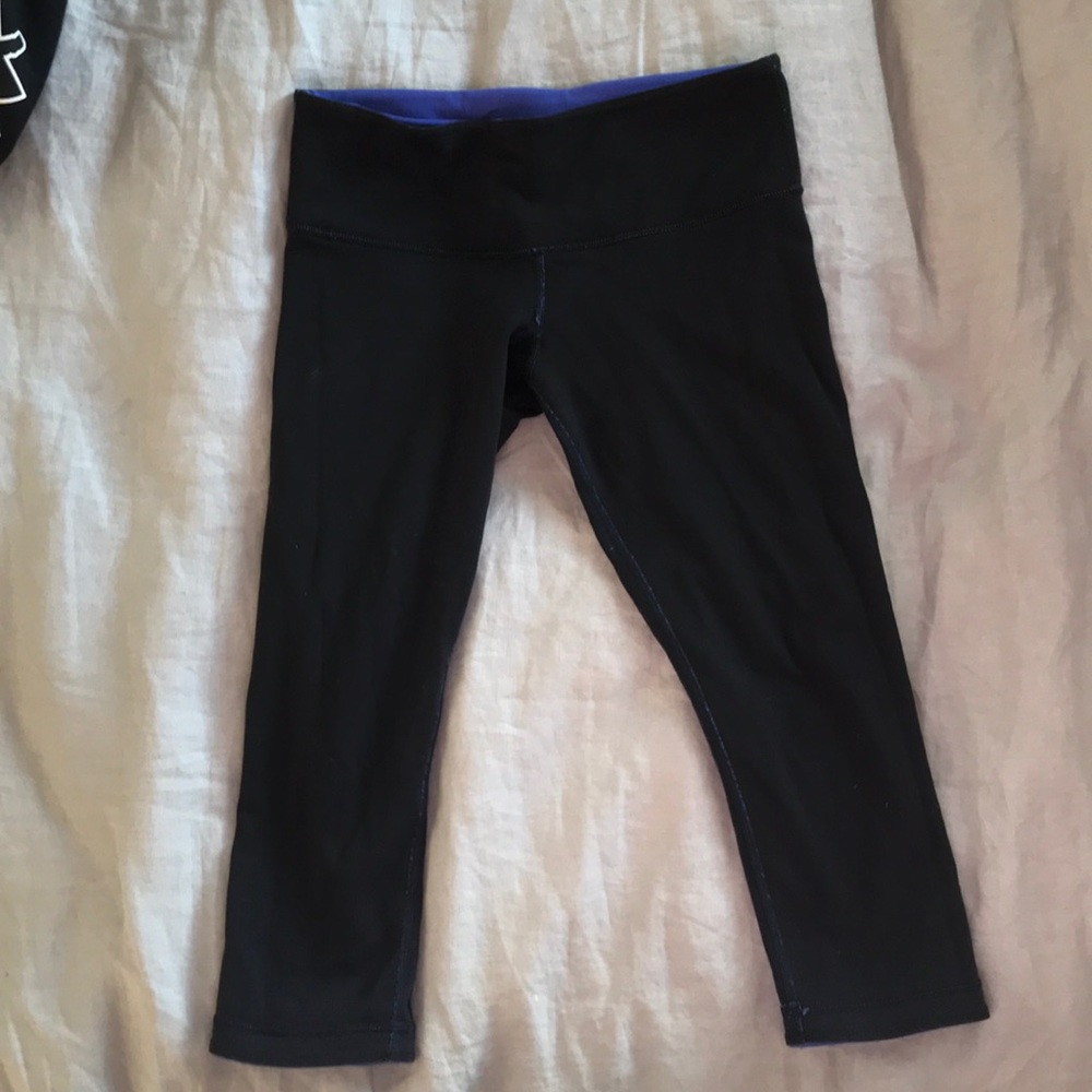 Reversible LuluLemon leggings - Picture 2 of 3